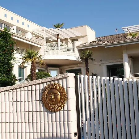 Residenza Zaccolo Апартаменти *